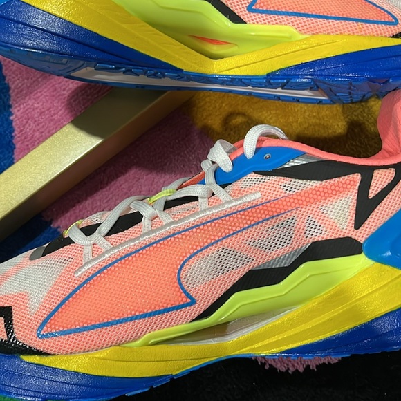 If you are a runner this one is for you brand new puma multicolour custom made - Picture 5 of 10